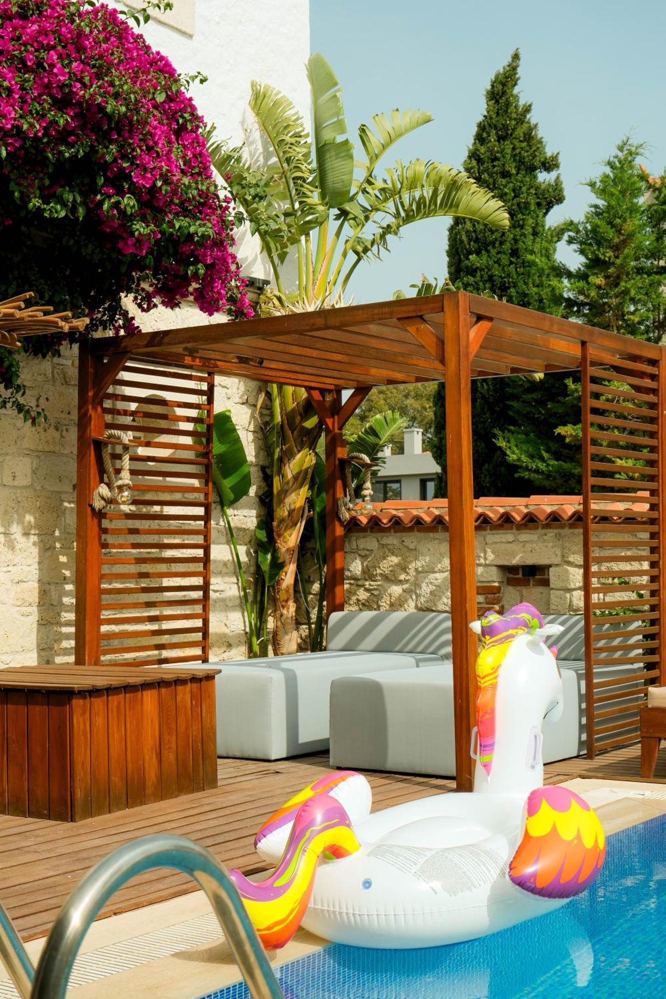 Alacati Limonaia Hotel Екстер'єр фото