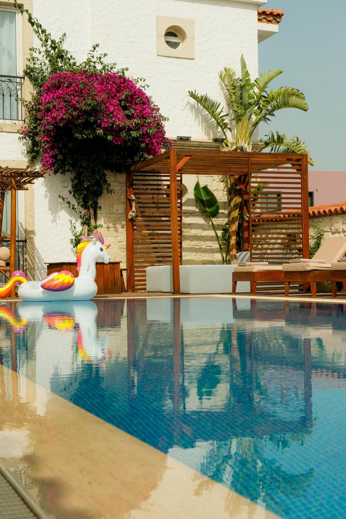Alacati Limonaia Hotel Екстер'єр фото