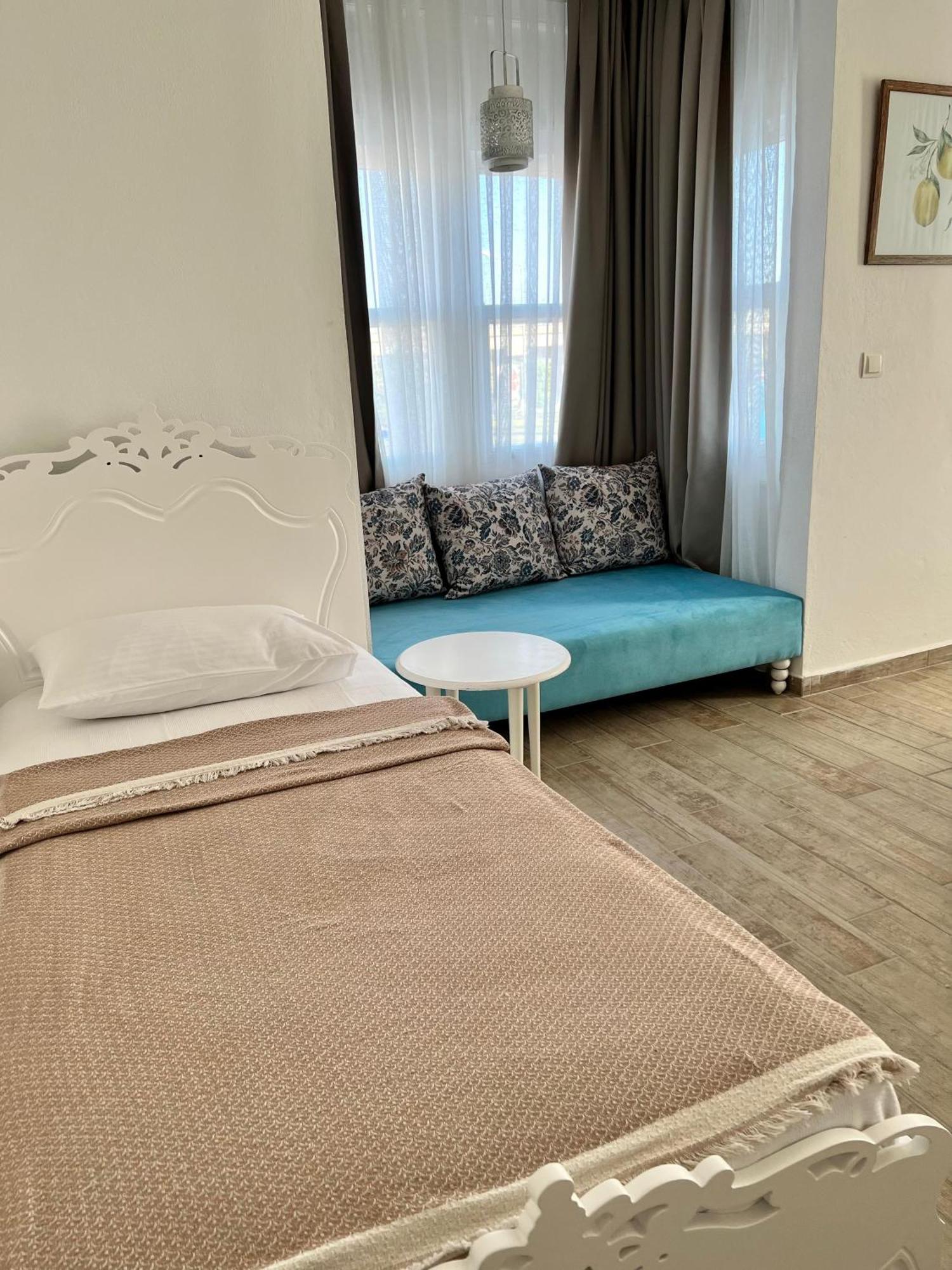 Alacati Limonaia Hotel Екстер'єр фото