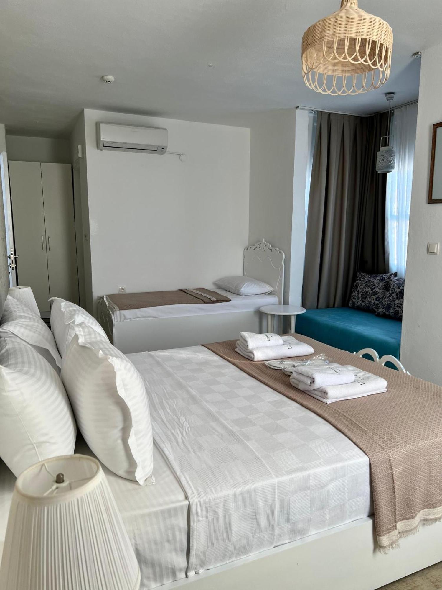 Alacati Limonaia Hotel Екстер'єр фото
